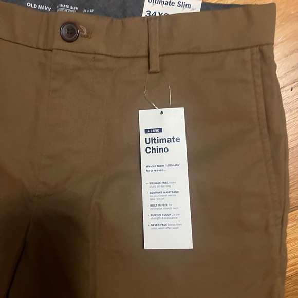 Old navy chino pants - Picture 2 of 5